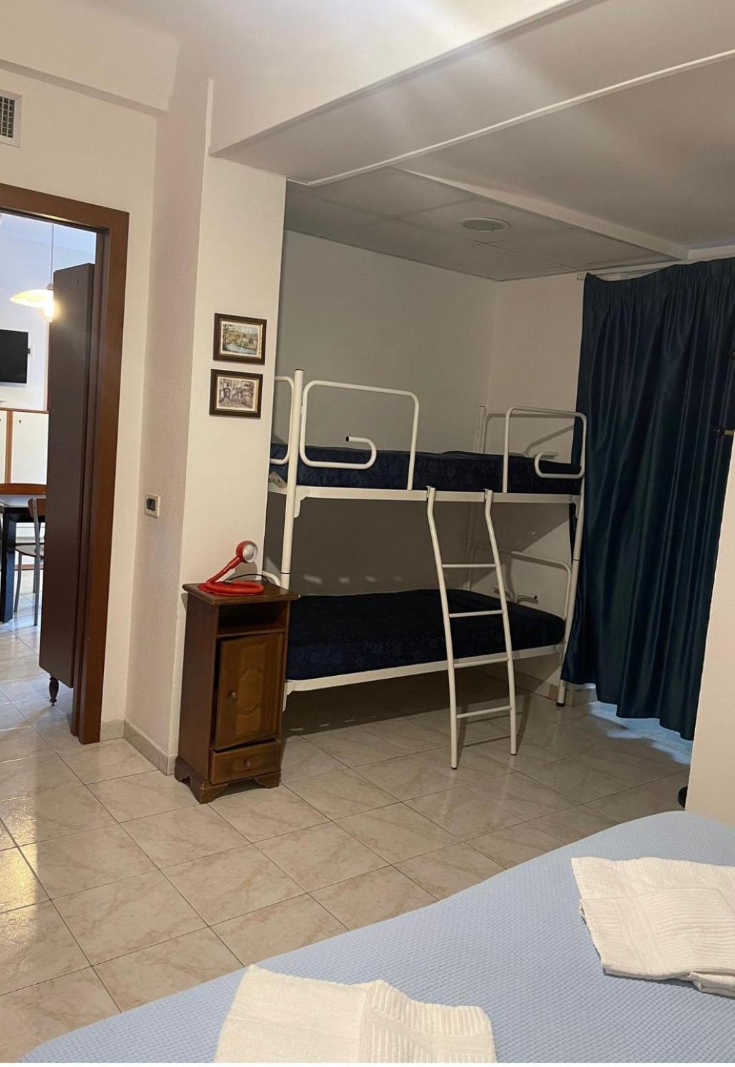 Casavacanze Internazionale Diano Marina Exterior foto
